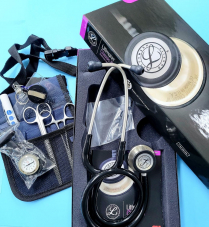 NURSE KIT WITH LITTMANN CLASSIC III STETH BLACK (5620KIT)